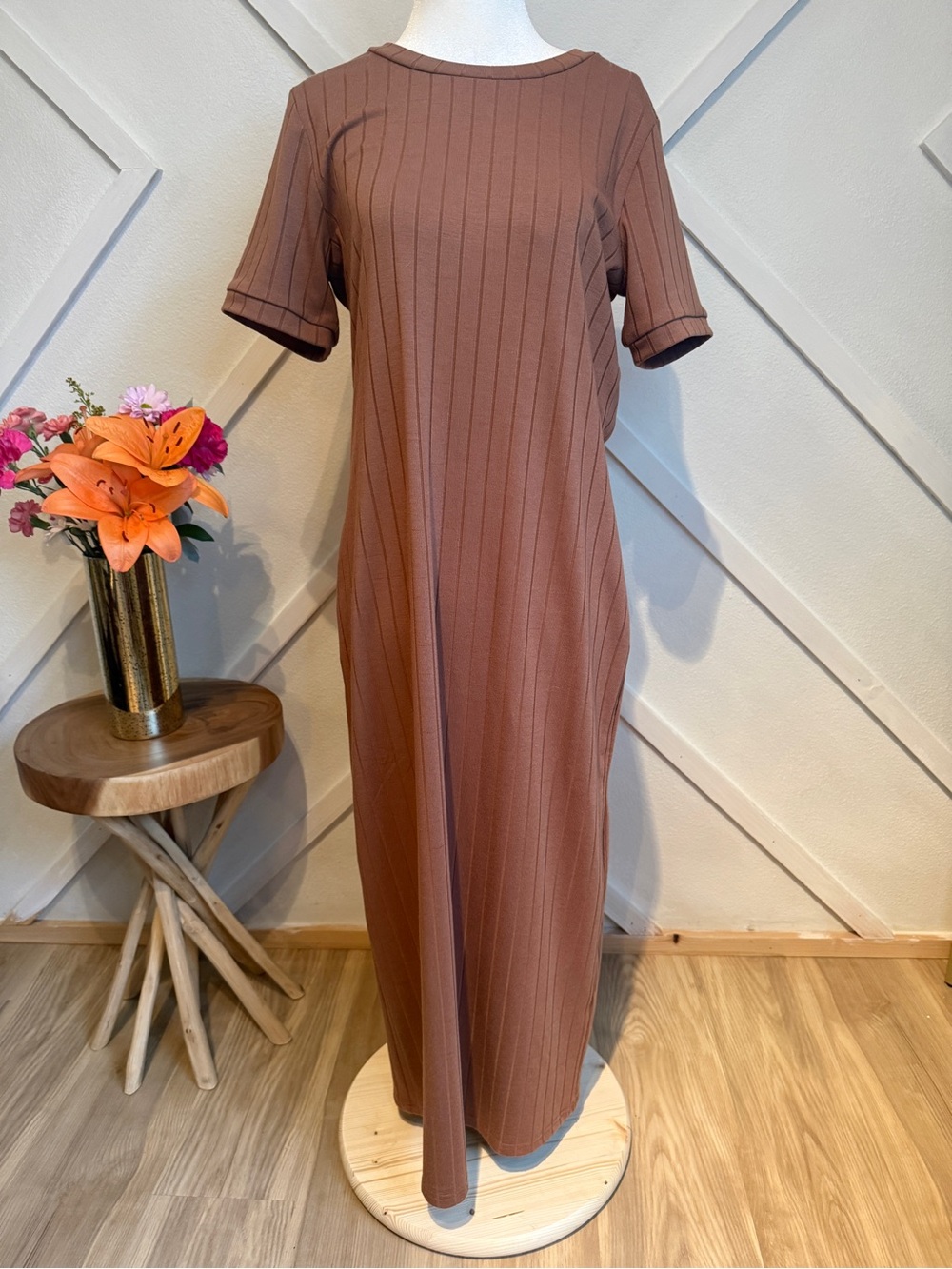 Sancia Midi Ribbed T-shirt Dress  Medium casual Brown Polished Quality Basic